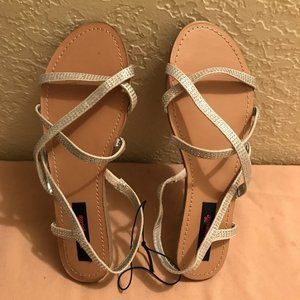 Betsey Johnson Betseyville Rhinestone Sandals 7.5